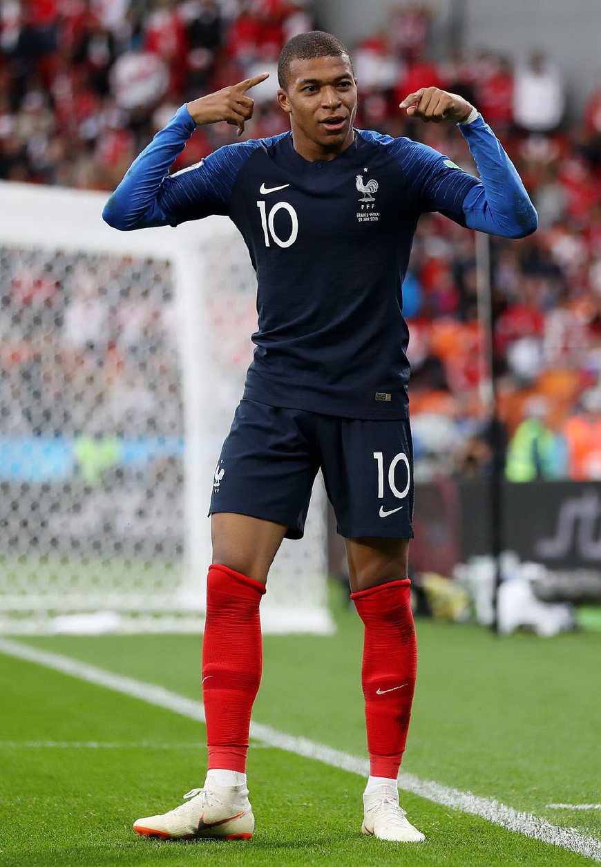 意甲第15轮裁判：多维里吹热那亚vs国米，马萨吹博洛尼亚vs尤文（意甲第15轮裁判公布：多维里执法热那亚对国米，马萨主哨博洛尼亚战尤文）