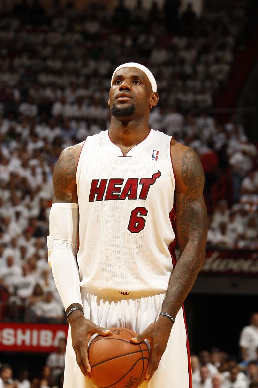 罗体：拉齐奥尝试用诺斯林和都灵租借交换伊利奇，萨里已点头（罗体：拉齐奥拟与都灵进行租借互换，以诺斯林交换伊利奇，萨里已点头）