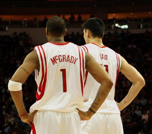 博主：国足选帅名单已上报，竞争主要在邵佳一和李国旭间展开（博主称国足主帅候选名单已提交，邵佳一与李国旭成为主要竞争焦点）