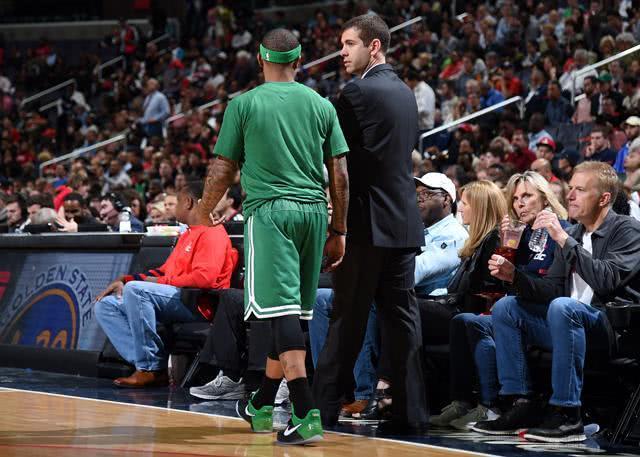 美加墨世界杯分组结果揭晓 姆巴佩、哈兰德小组赛相遇（北美世界杯分组出炉：姆巴佩与哈兰德小组赛同组相逢）