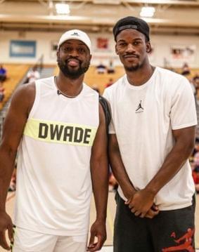 东体谈中超外援名额调整：足协、中足联应多听听俱乐部的意见（东体：中超外援名额调整，足协与中足联应充分吸纳俱乐部建议）