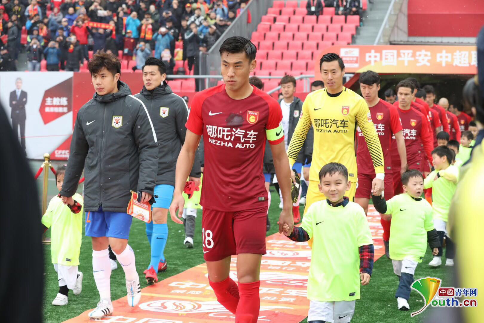 英超官网盘点历届圣诞冠军赛季战绩：阿森纳此前四次均丢冠（英超官网回顾历年圣诞榜首赛季表现：阿森纳四次领跑均无缘冠军）