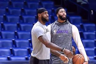 河南00后姑娘李玮洒夺得金腰带，成中国首位女子职业拳击OPBF亚洲冠军（河南00后女将李玮洒问鼎金腰带，成为中国首位OPBF女子职业拳击亚洲冠军）