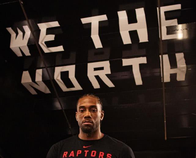 2021全锦赛获亚军！陈梦樊振东赛场携手，双向奔赴情谊令人动容（2021全锦赛摘亚！陈梦与樊振东并肩作战，双向奔赴的情谊动人心弦）