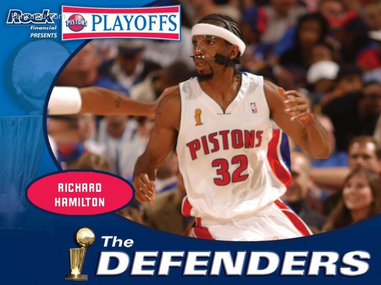 替补神兵！凯尔登·约翰逊5分钟轰13分，带队反超湖人9分（替补爆发！凯尔登·约翰逊5分钟轰13分，助球队反超湖人9分）