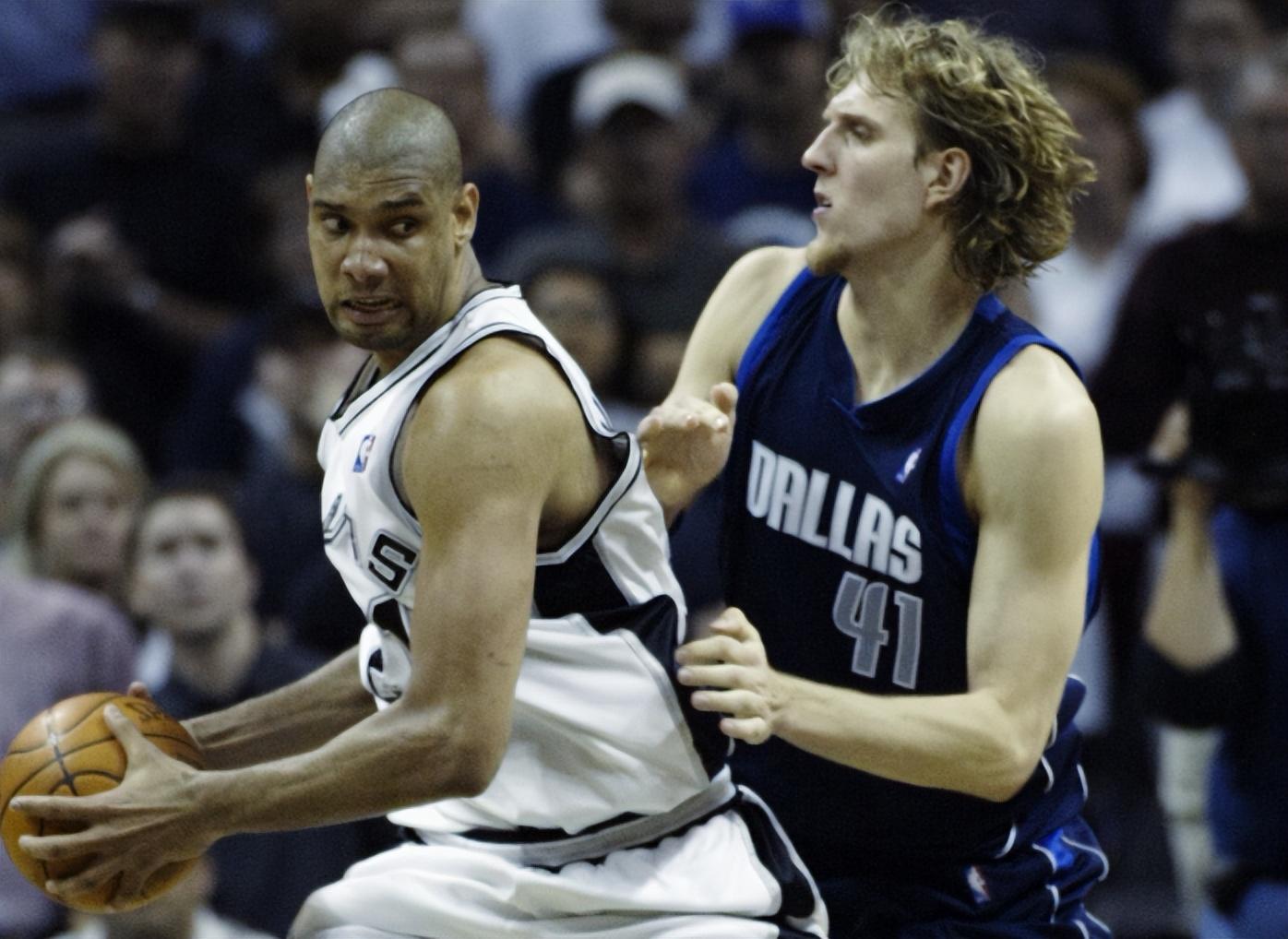 阿什拉夫荣膺2025年非洲足球先生，拉莫斯社媒发文祝贺（阿什拉夫当选2025年非洲足球先生，拉莫斯社媒送上祝贺）