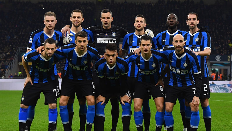 手感依旧冰凉！热火半场三分球18投4中，猛龙21投6中（外线手感继续低迷：热火半场三分18中4，猛龙21中6）