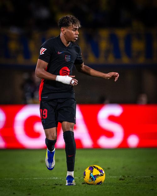 切尔西0-0伯恩茅斯 联赛三轮不胜（切尔西与伯恩茅斯互交白卷 联赛三轮不胜）