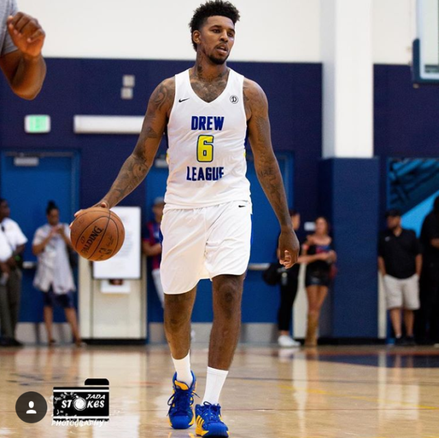 中超：山东泰山客场2-0完胜青岛队（中超：山东泰山客场2-0击退青岛队）