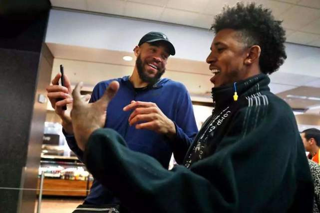 杜兰特谈得分里程碑：在这个年纪还能为球队做出贡献，心存感激（杜兰特谈得分里程碑：能在这个年纪继续帮助球队，我心怀感恩）