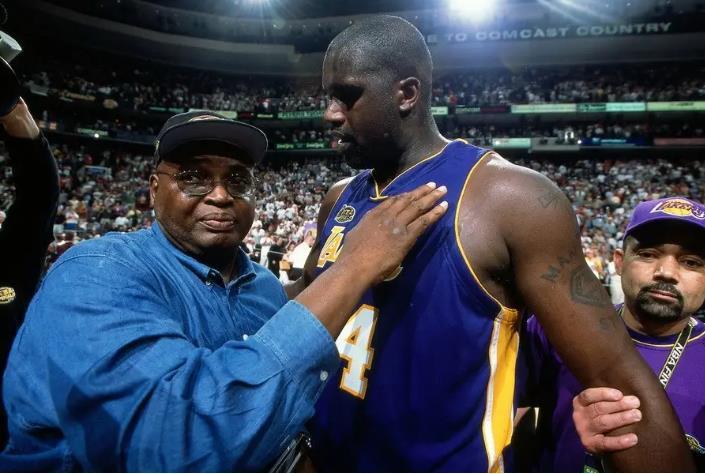 邓弗里斯：欧冠遇到困难但我们赢了，今晚我们必须战胜拉齐奥（邓弗里斯：欧冠虽艰终告捷，今夜务必击败拉齐奥）