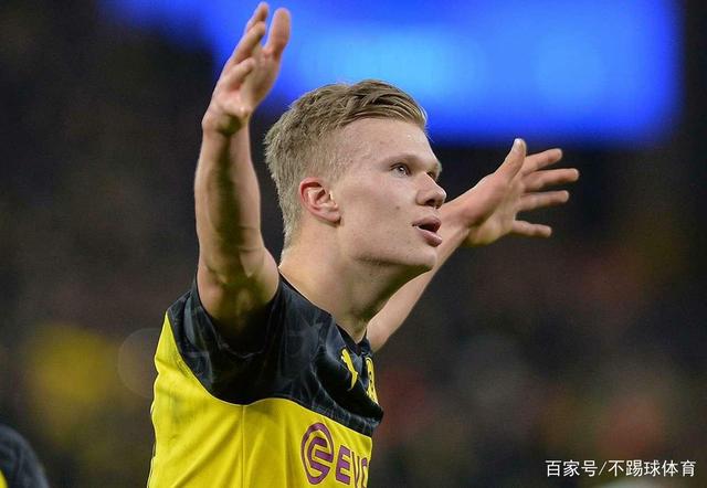 准备搞事？米切尔底角不讲理三分打停勇士 分差仅剩6分（米切尔底角命中强硬三分逼停勇士，分差缩至6分）