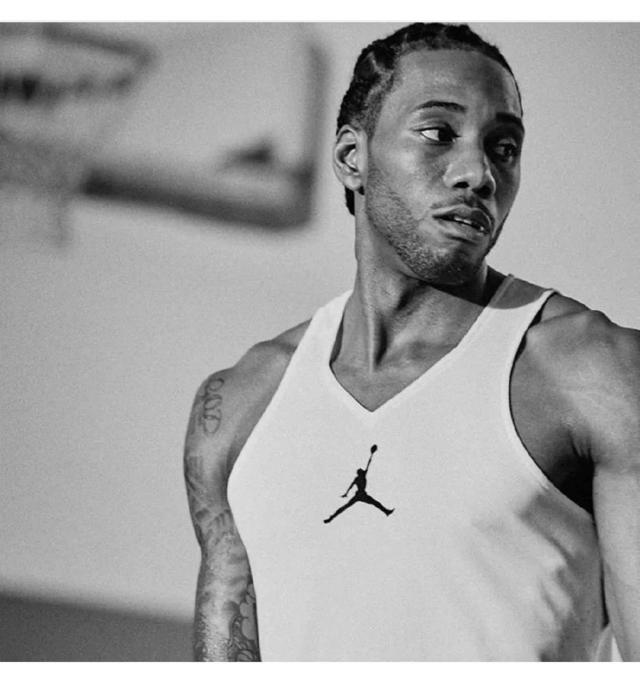 王洪亮：美国巴西身体强太多；若早跟她们踢热身赛或许会好些（王洪亮：美巴身体优势明显，若提前热身或许会更好）