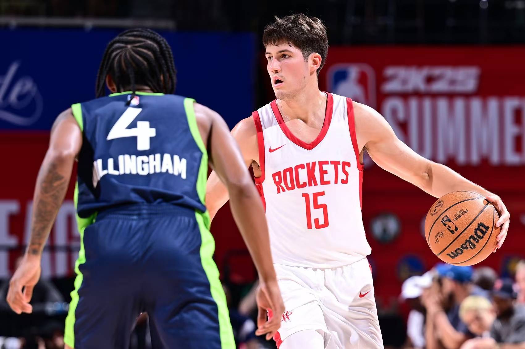 12月1日NBA看点：湖人冲击7连胜，猛龙&尼克斯强强对话（12月1日NBA前瞻：湖人剑指七连胜，猛龙与尼克斯强强碰撞）