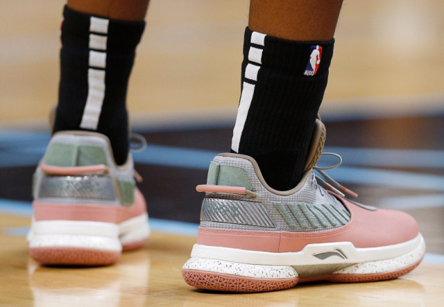 意天空：圣地亚哥尚未恢复完整合练，大概率会缺席米兰德比（意天空：圣地亚哥仍未恢复合练，恐将无缘米兰德比）